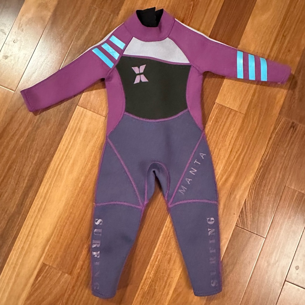 Girls Dive and Sail Manta Surfing Wet Suit Youth Size S - Like New!